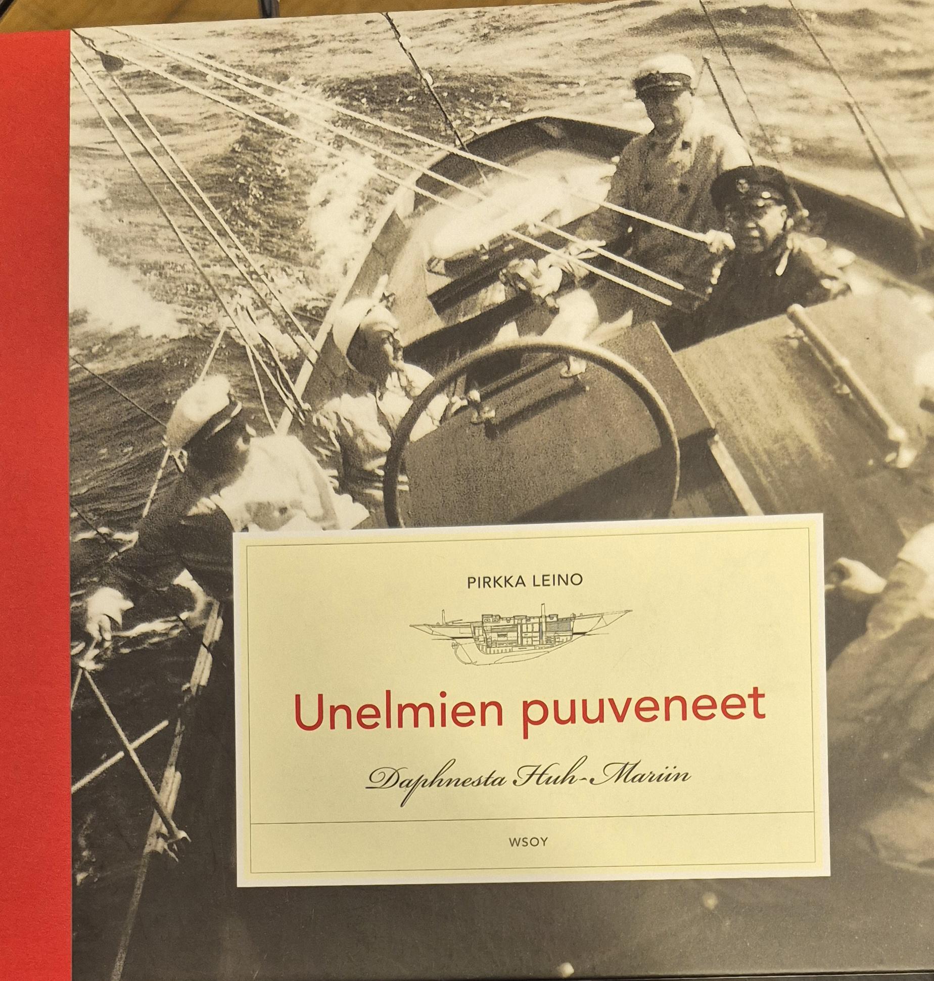 Unelmien puuveneet : Daphnesta Huh-Mariin